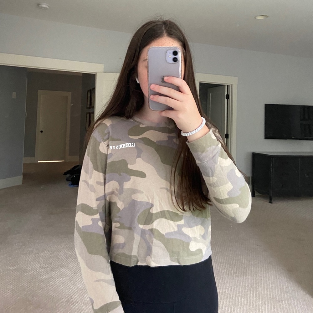 Camo hollister long sleeve tee